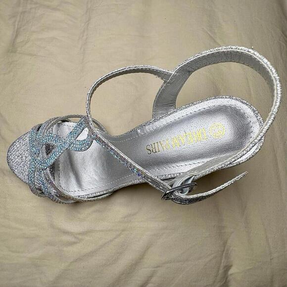 DREAM PAIRS Amore Sliver Shimmer Strappy Stiletto Women's Size 7.5 Heel 3” inch - Picture 6 of 6